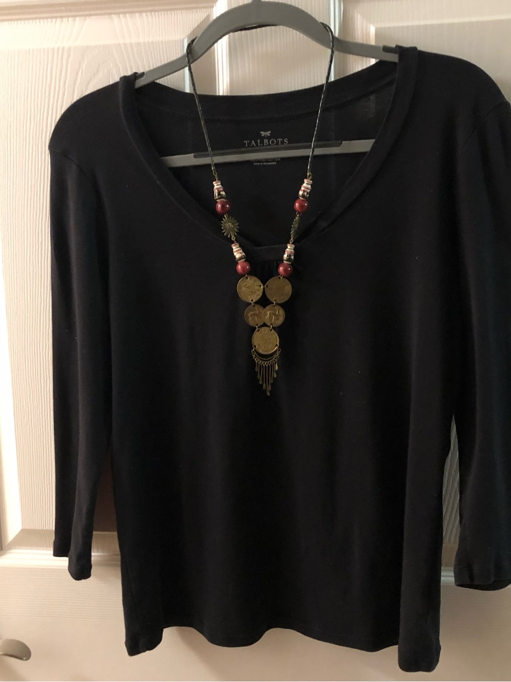Talbots Black V-Neck 3/4  Sleeve Tee